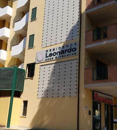 Residence Leonardo Lido di Spina Zewnętrze zdjęcie