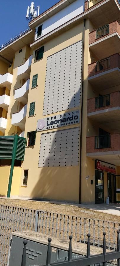 Residence Leonardo Lido di Spina Zewnętrze zdjęcie
